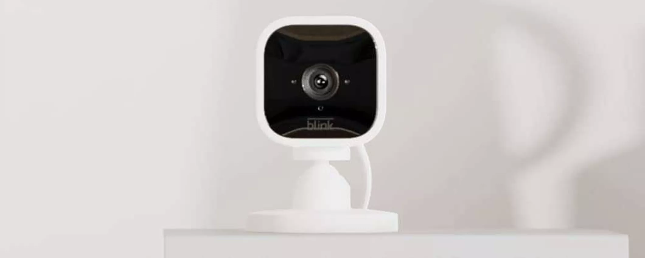 Videocamera di sicurezza Blink Mini in super offerta: il prezzo crolla a soli 24€
