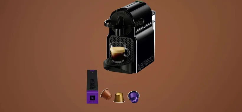 Nespresso Inissia: macchina del caffè in sconto (-18%) con 90 euro di capsule OMAGGIO
