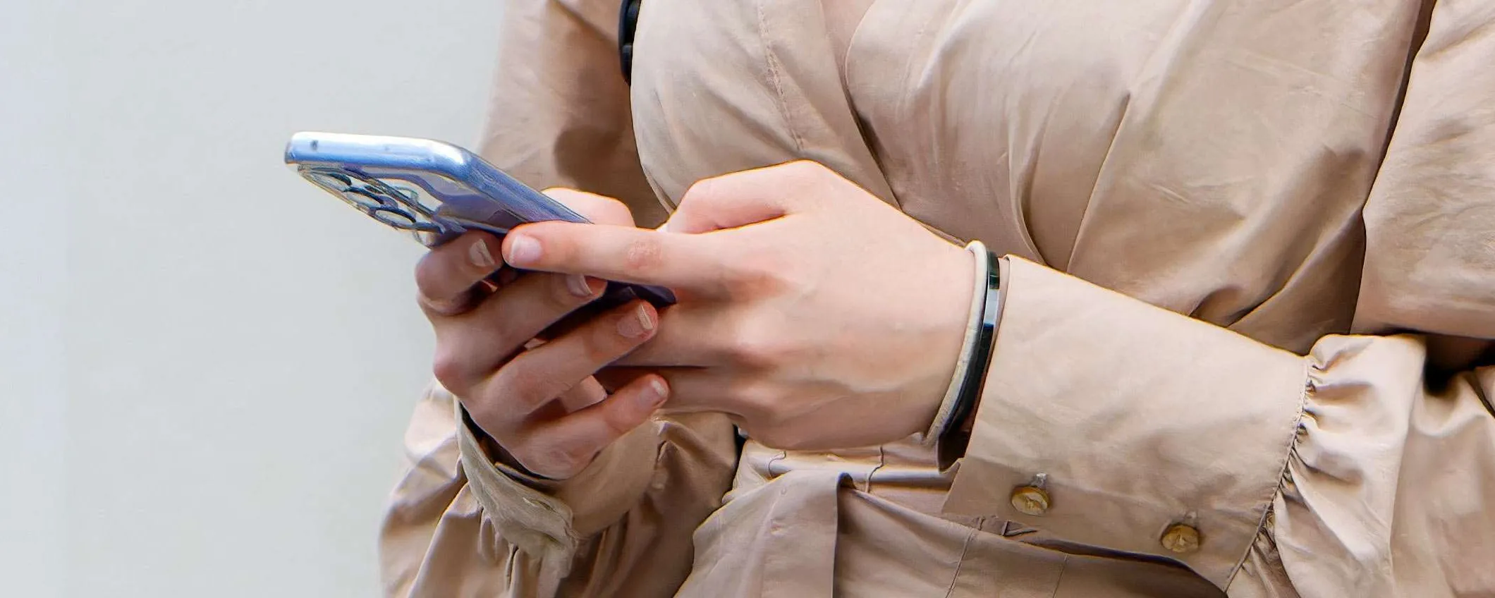 Smartphone a scuola 'fuori controllo': meglio il ban