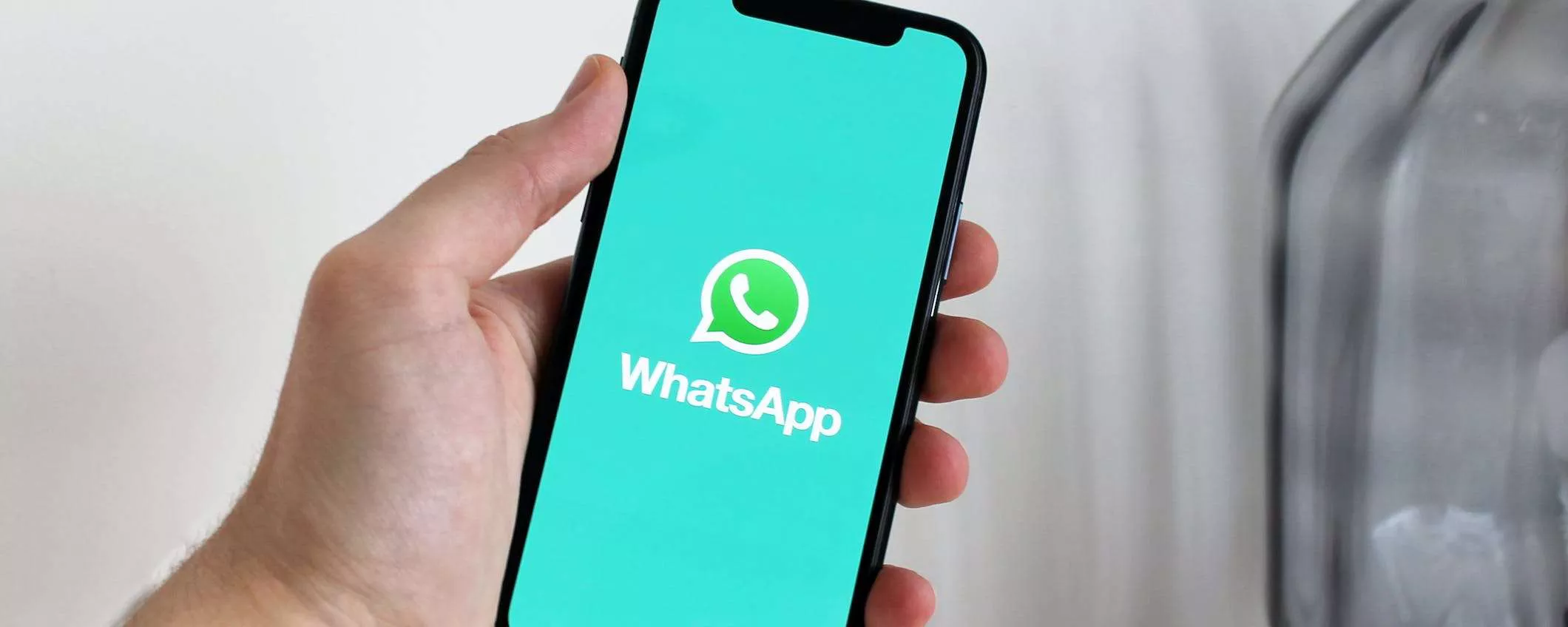 La ricerca dei messaggi per data su WhatsApp sarà presto su Android