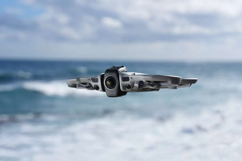 DJI Avata 360: il nuovo drone FPV che registra in 8K a 360° e rivoluziona le riprese immersive