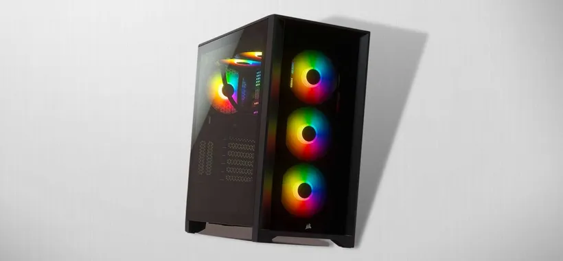 Computer SPAZIALE con il case Corsair: 3 ventole LED incluse