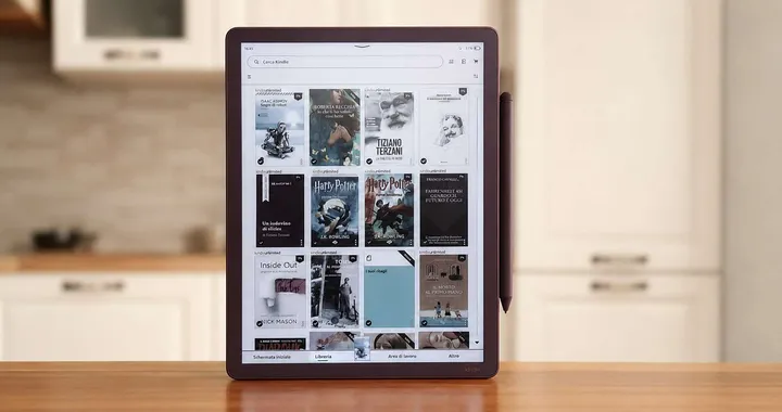 Kindle Scribe Colorsoft, la recensione: il colore fa la differenza