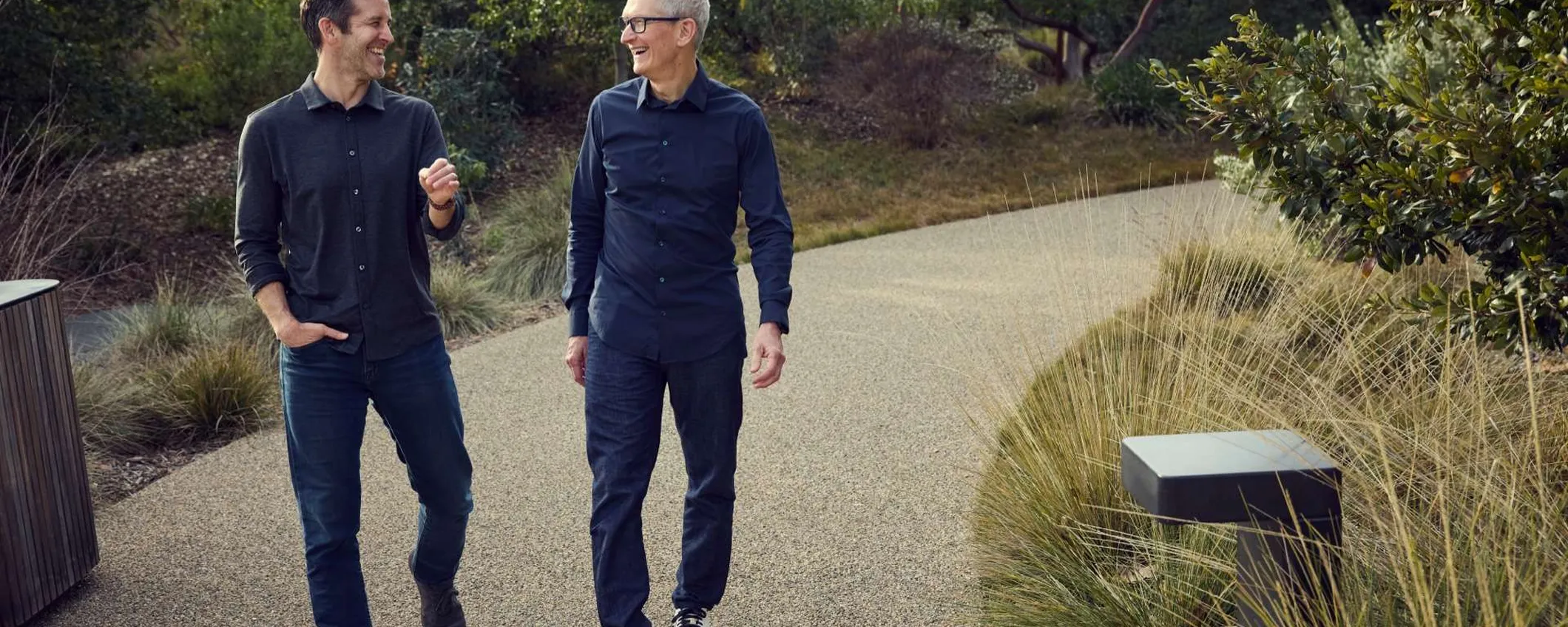 Apple cambia vertice: Tim Cook diventa Executive Chairman, John Ternus nuovo CEO
