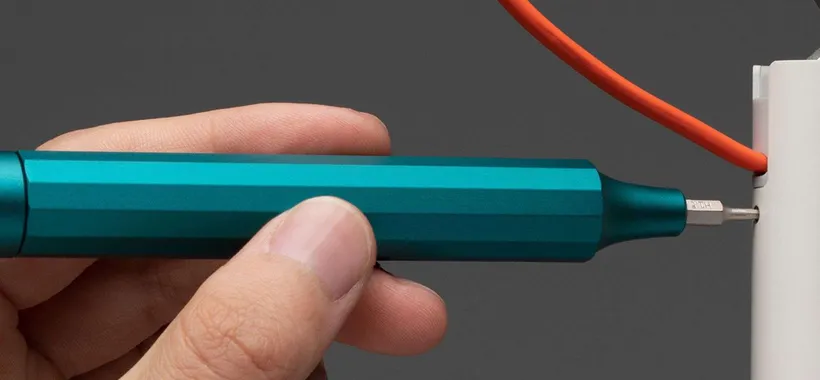 Sconto 50% per lo STRAORDINARIO cacciavite 24 in 1 by Xiaomi (14€)