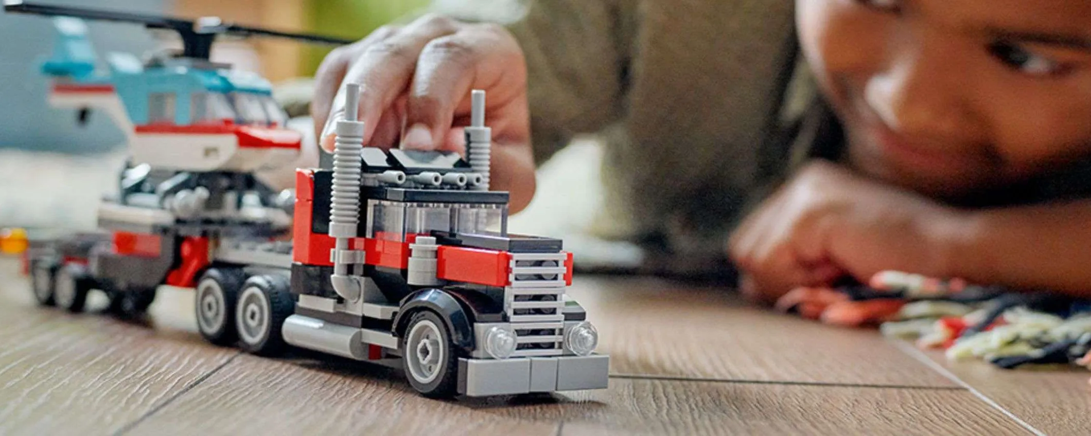 3 costruzioni in 1 set: LEGO Creator Autocarro in PROMO perfetta per un regalo