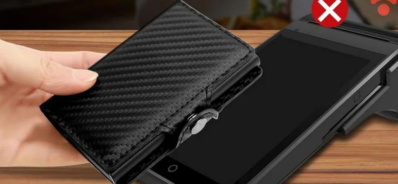 Con 8,99€ prendi questo portafogli elegante con ANTIFURTO integrato