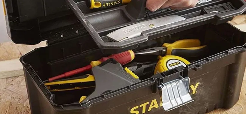 Stanley: solo 8,95€ per la ROBUSTISSIMA cassetta degli attrezzi (Amazon)