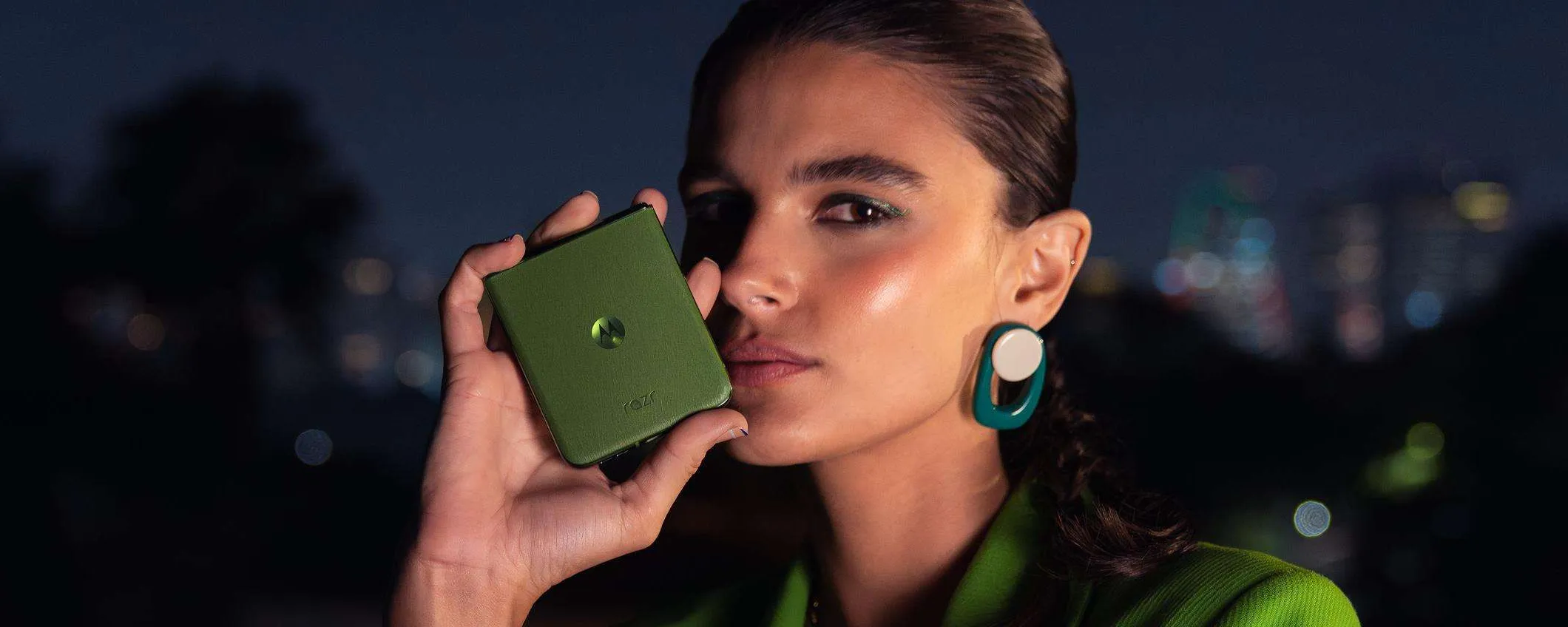 Il nuovo pieghevole di Motorola farà sembrare preistorico il Flip 7 di Samsung