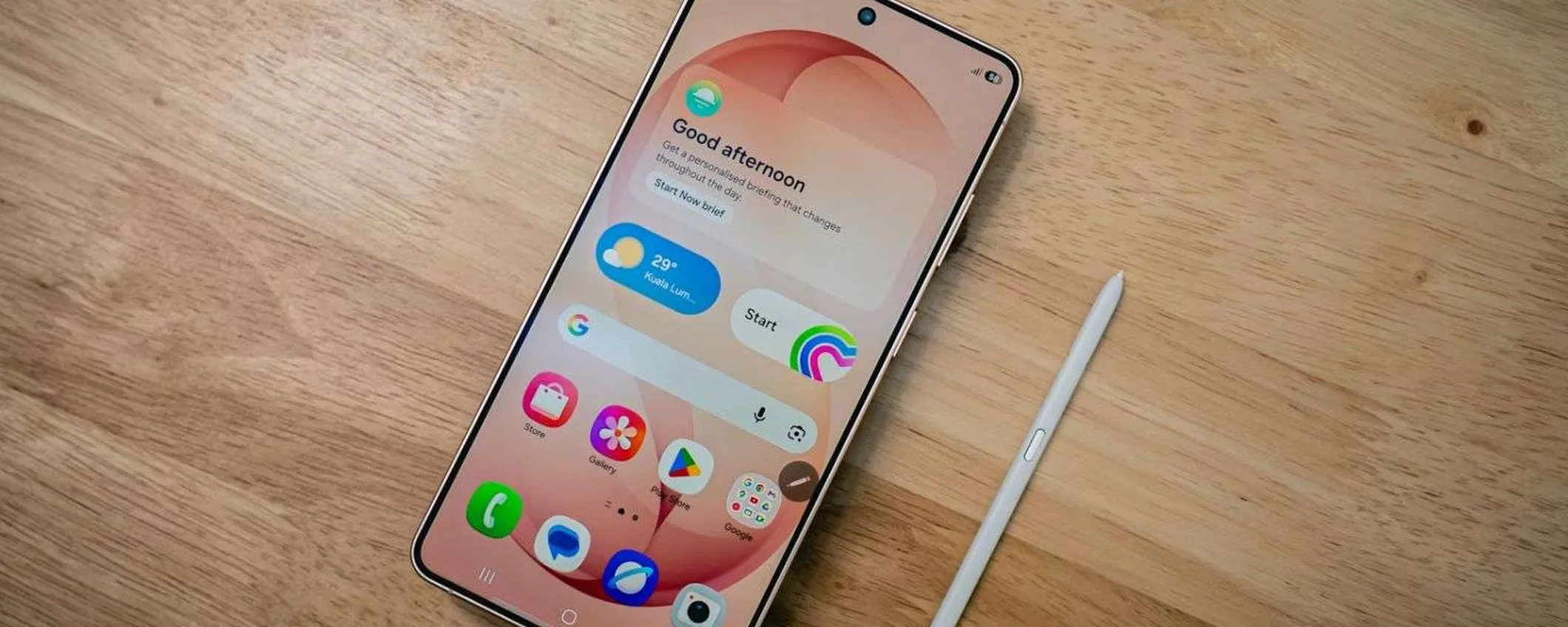 Samsung aggiorna i Galaxy e blocca i font personalizzati: cosa sta succedendo