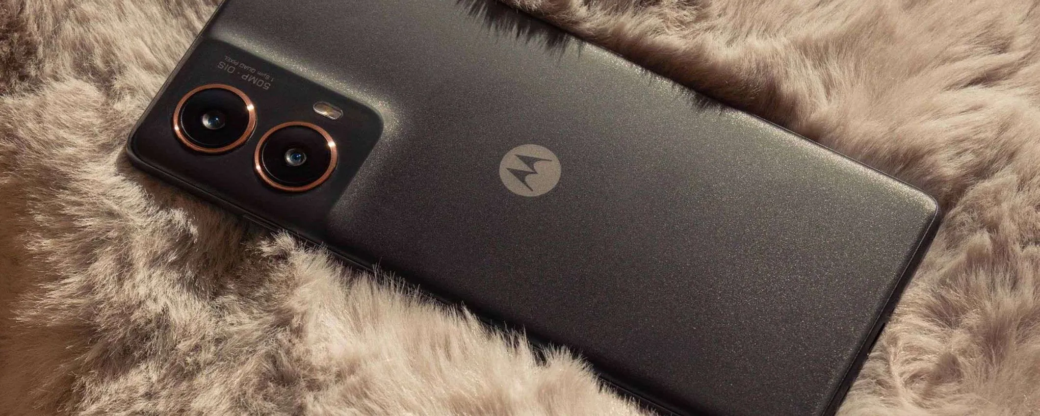 Motorola Moto G85 5G con 12 GB di RAM ad APPENA 194€ su eBay: occasione SHOCK