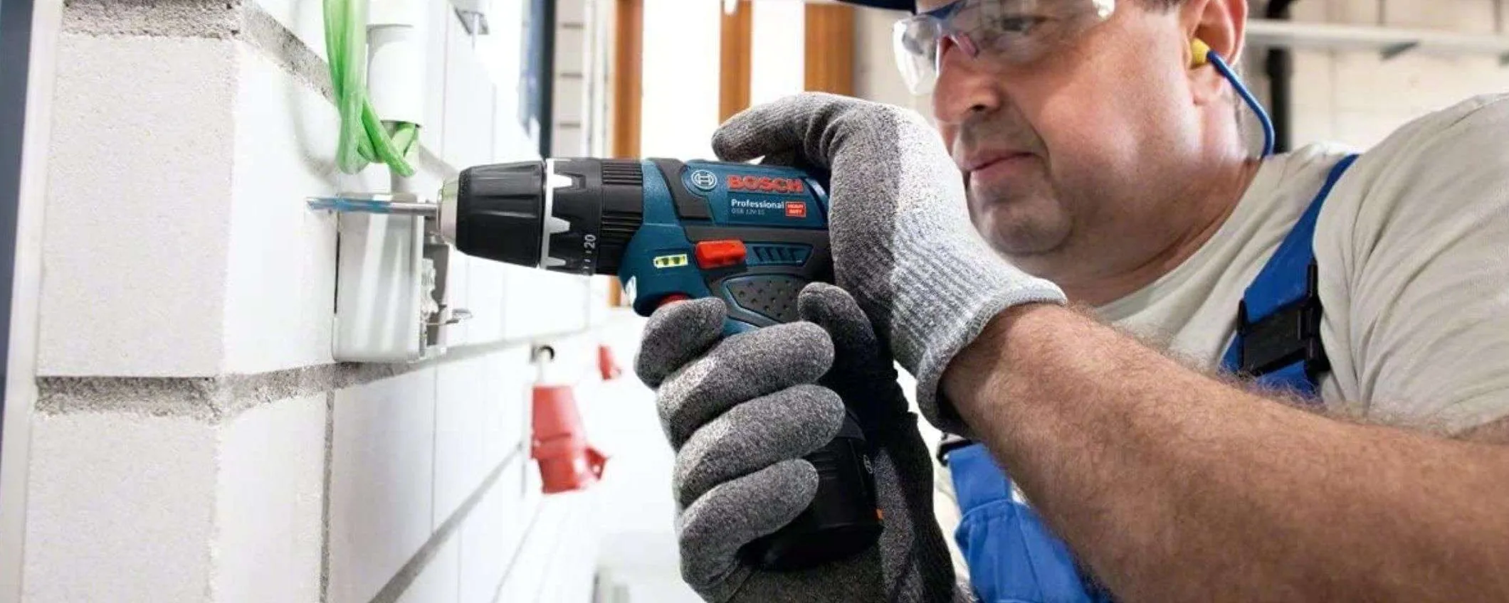 Trapano avvitatore con percussione Bosch Professional: doppio sconto ESCLUSIVO su Amazon