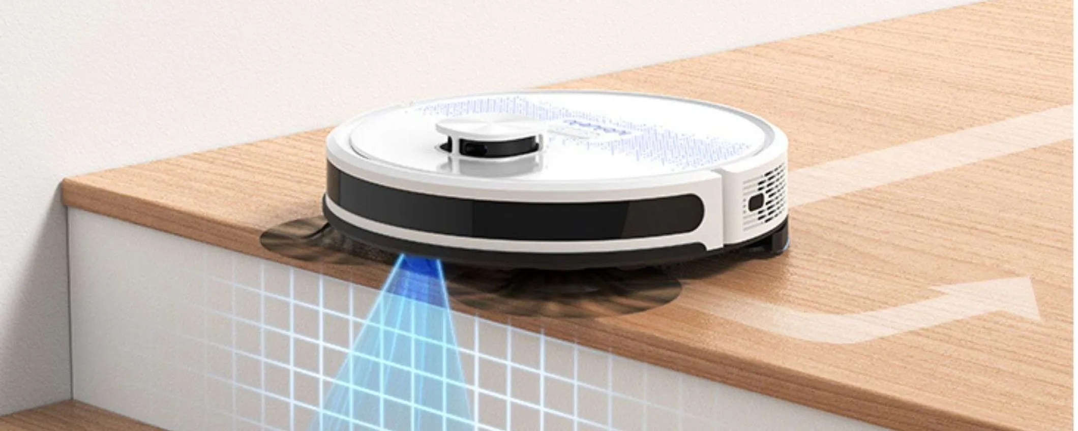 Robot aspirapolvere e lavapavimenti in offerta: con il buono il prezzo crolla al minimo