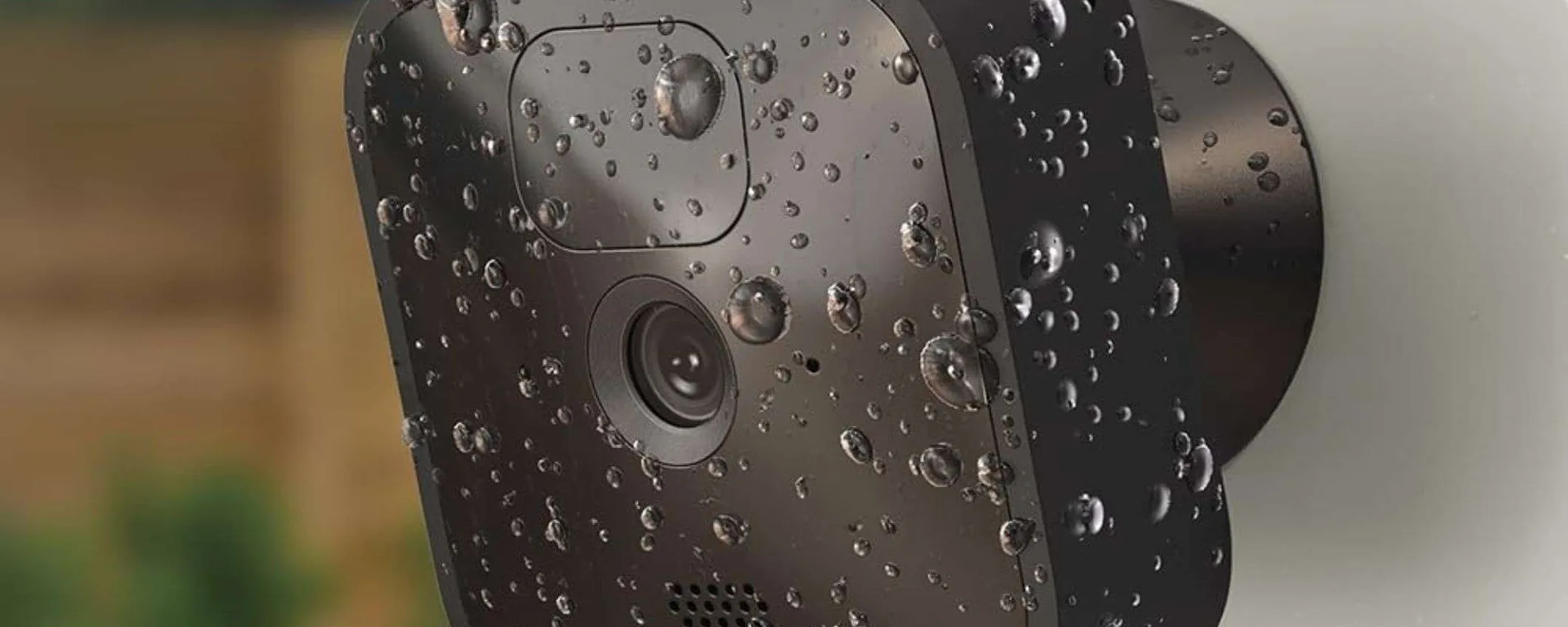 Blink Outdoor: kit di 4 videocamere di sicurezza senza fili in offerta su Amazon