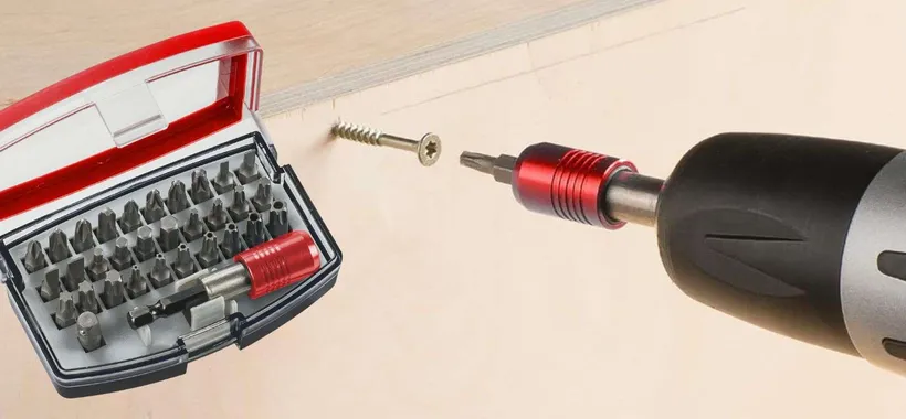 Sconto 64% per questo kit di inserti 32 in 1 con custodia: 5,50€ su Amazon