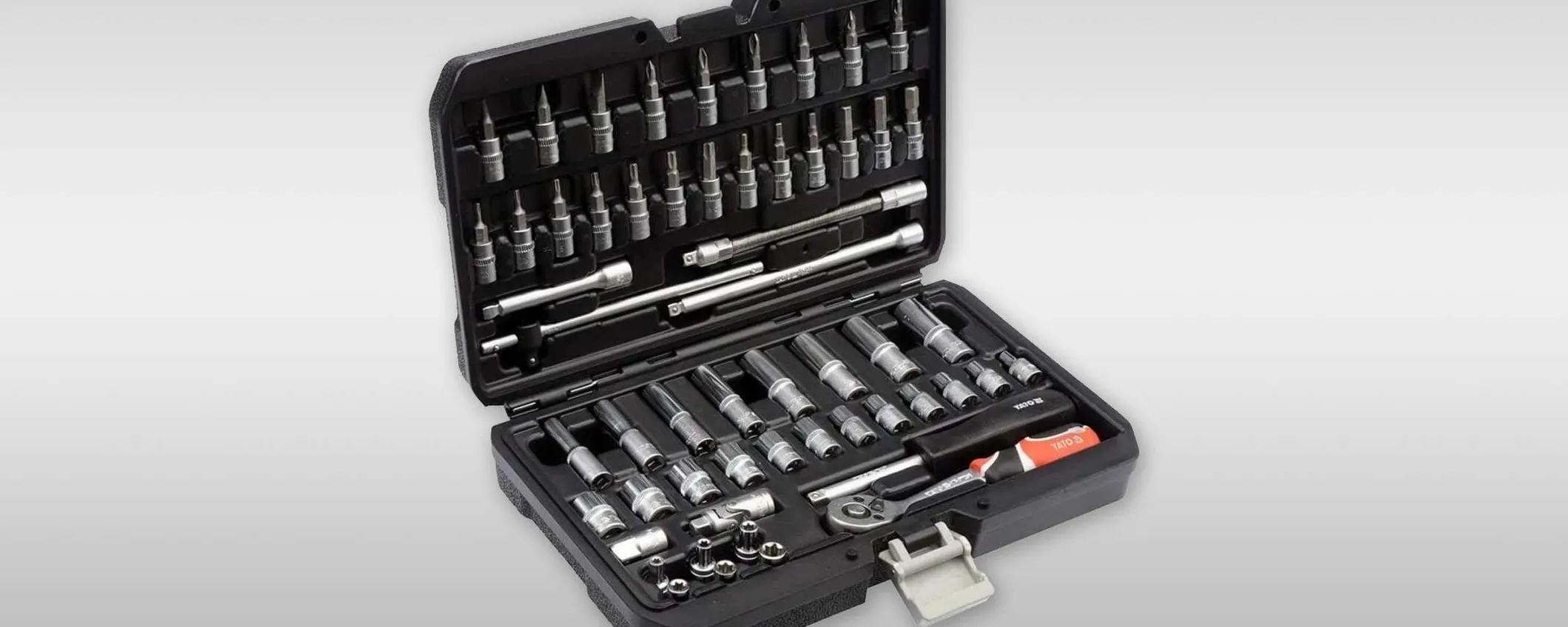 Set bussole da 56 pezzi con valigetta: sconto IMPERDIBILE su eBay (-33%)