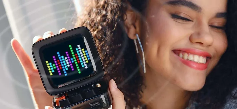 Divoom Ditoo in offerta: l'altoparlante Bluetooth con display retro è il regalo perfetto