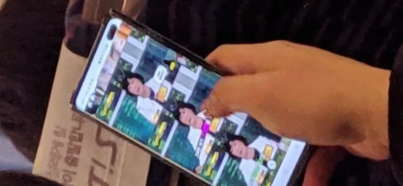 Galaxy S10+: nuova foto conferma display e camere