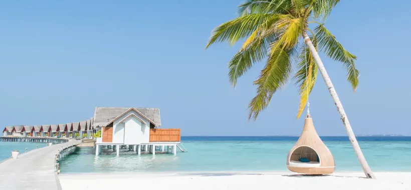 Vai ai Caraibi? Basta roaming: rimani connesso con un'eSIM