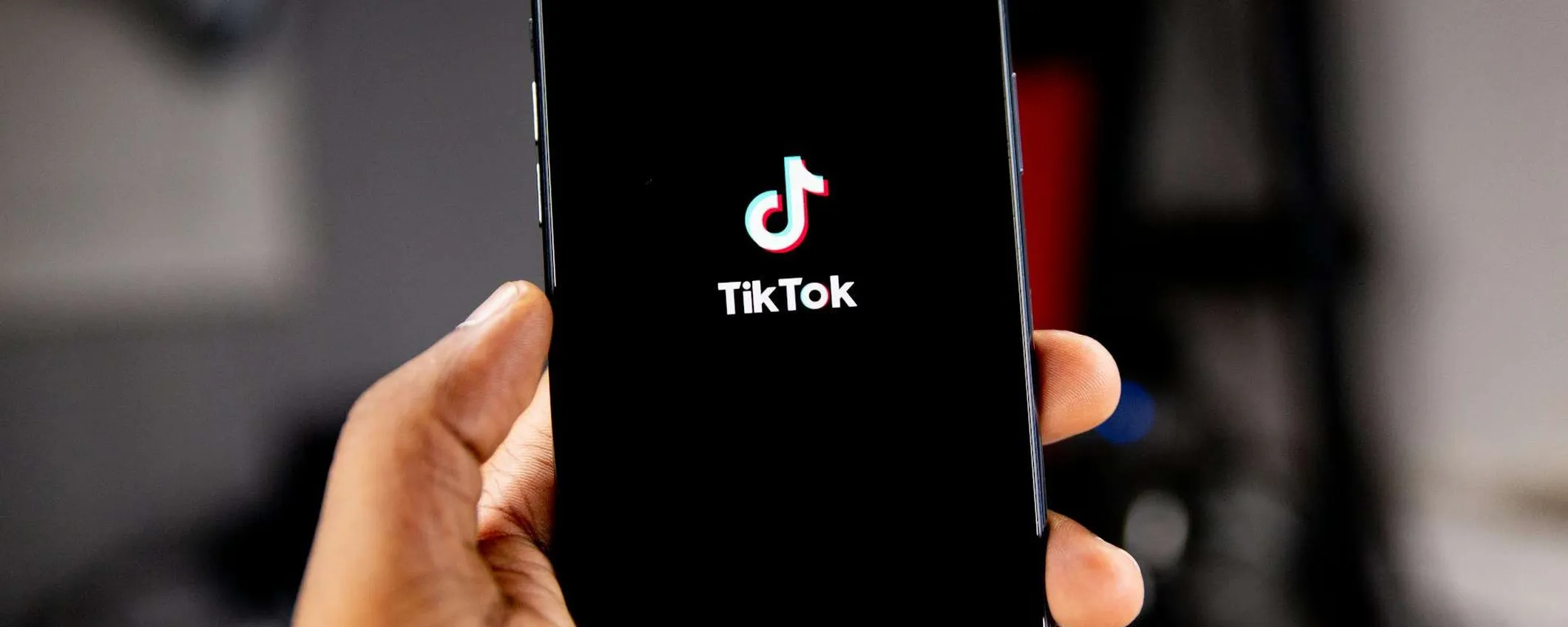 TikTok lancia l'abbonamento senza pubblicità nel Regno Unito