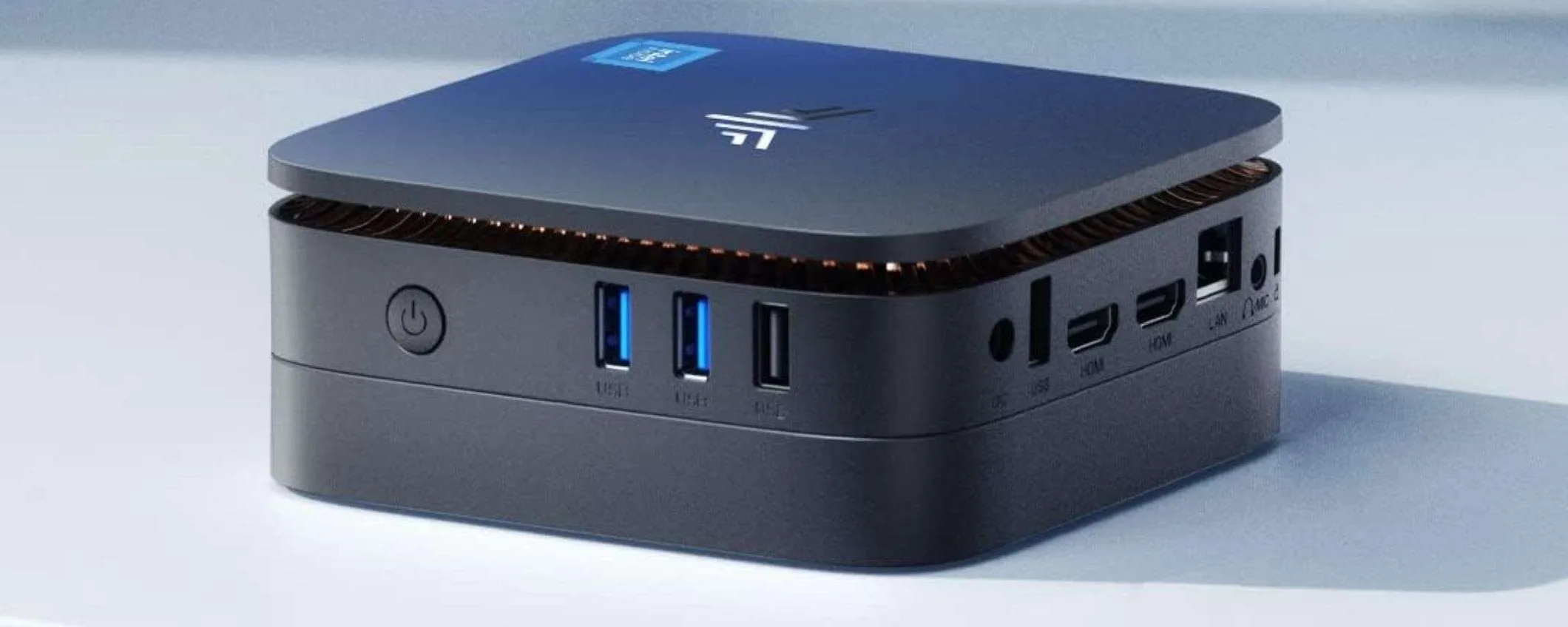 Un computer compatto COMPLETO a 149€: 8/256GB, prezzo BOMBA su Amazon (149€)