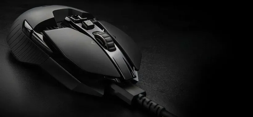 Logitech G903 Lightspeed, sconto del 30%: sensore Hero 25K e autonomia estrema