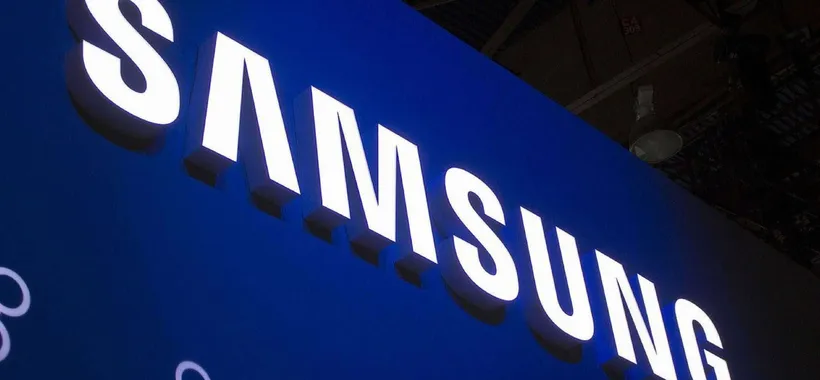 Android Pie svela lo smartphone pieghevole di Samsung