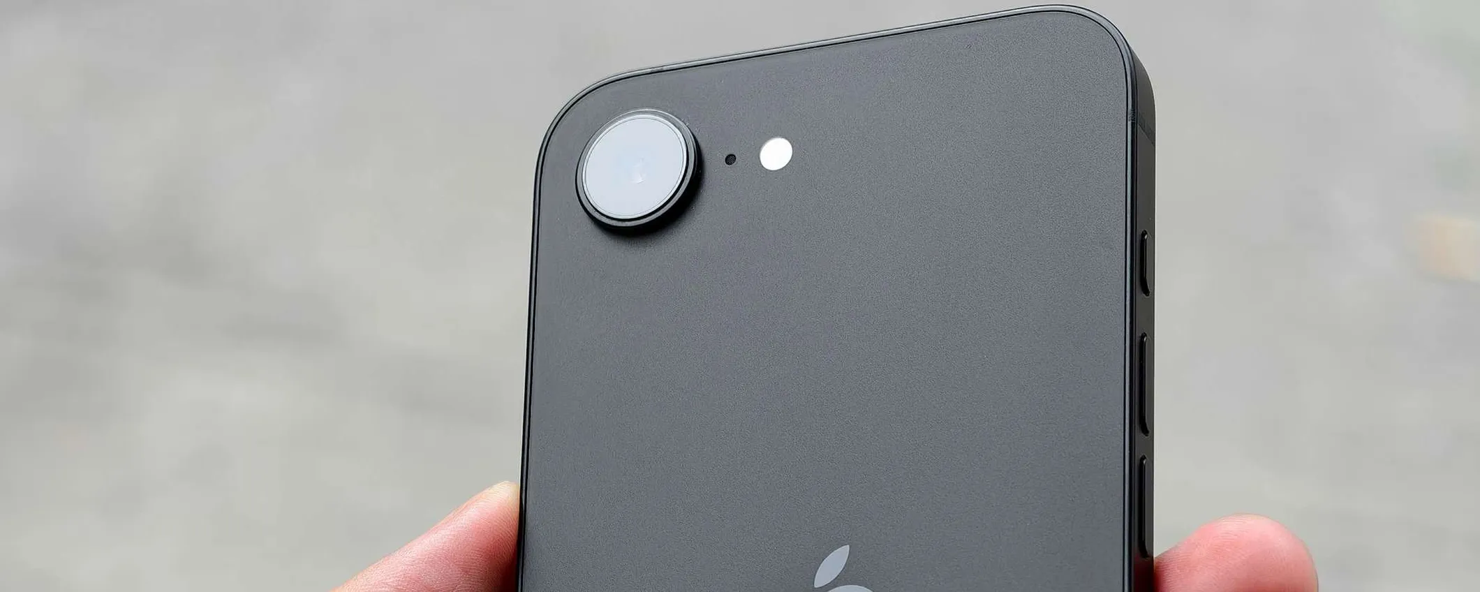 iPhone 16e ai minimi storici da Esselunga: la nuova offerta tech è un affarone