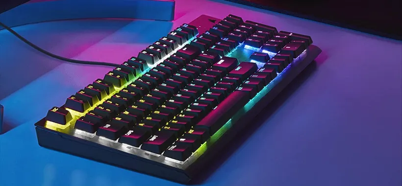 Questa tastiera Corsair è una svolta nel gaming e oggi è scontatissima