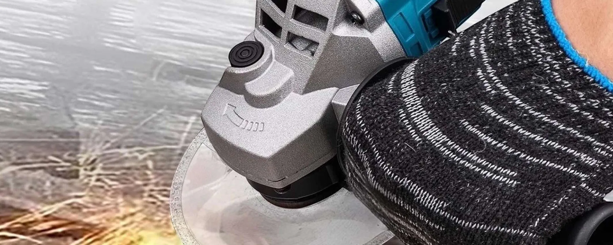 Smerigliatrice angolare professionale: prezzo AFFARE a meno di 30€