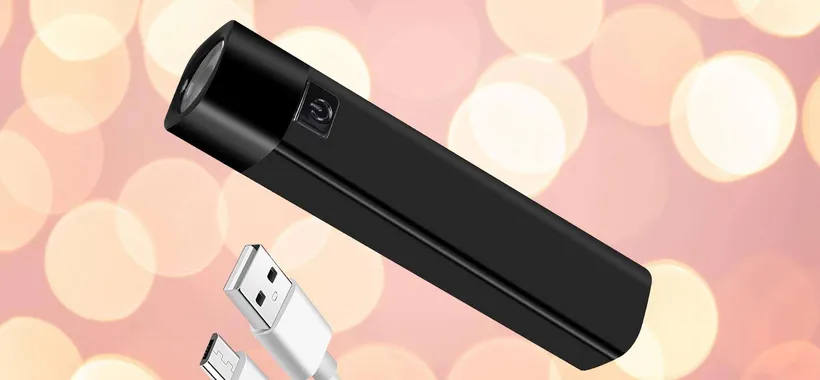 Torcia LED senza batterie, la RICARICHI e illumina a giorno (9€)