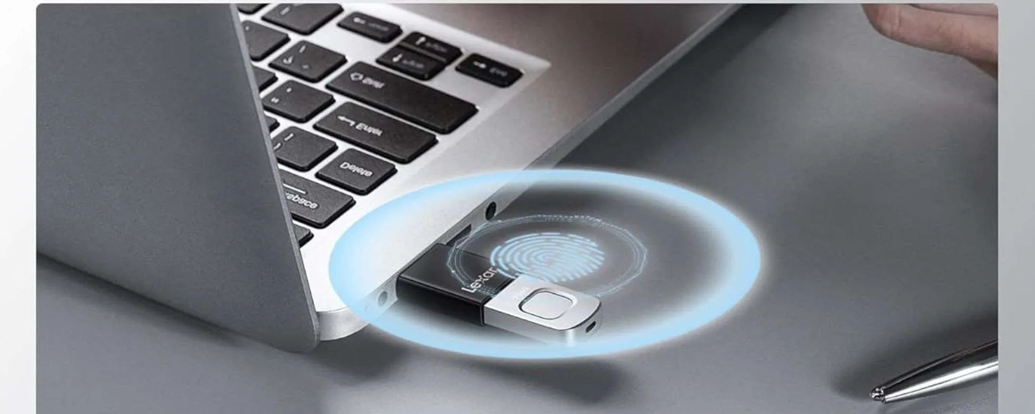 Questa chiavetta USB 256GB funziona solo con la tua IMPRONTA DIGITALE