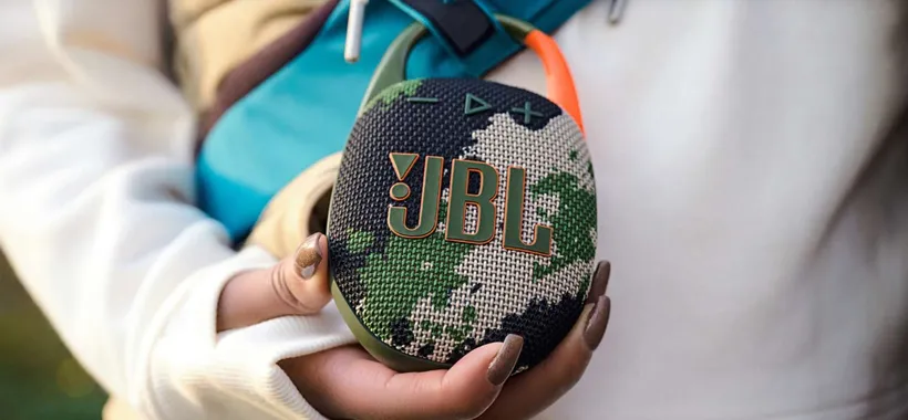 JBL Clip 5: speaker Bluetooth portatile impermeabile con moschettone