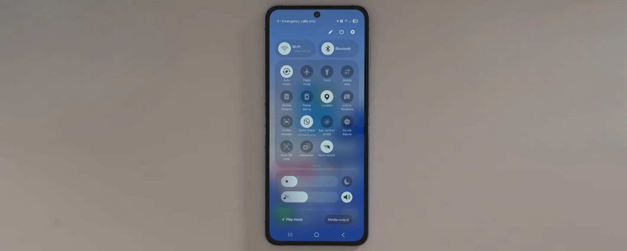 Samsung: chiamate e notifiche silenziate per colpa di un bug su One UI 8