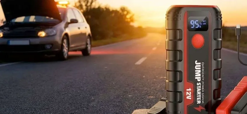 Mai più a terra con l'auto: avviatore d'emergenza a prezzo SHOCK (24,99€)