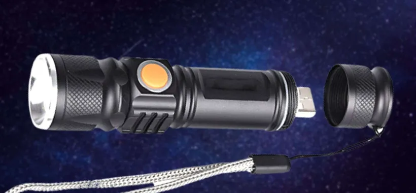 Torcia tattica LED 1050 lumen a prezzo SHOCK: bastano 9€, finirà subito