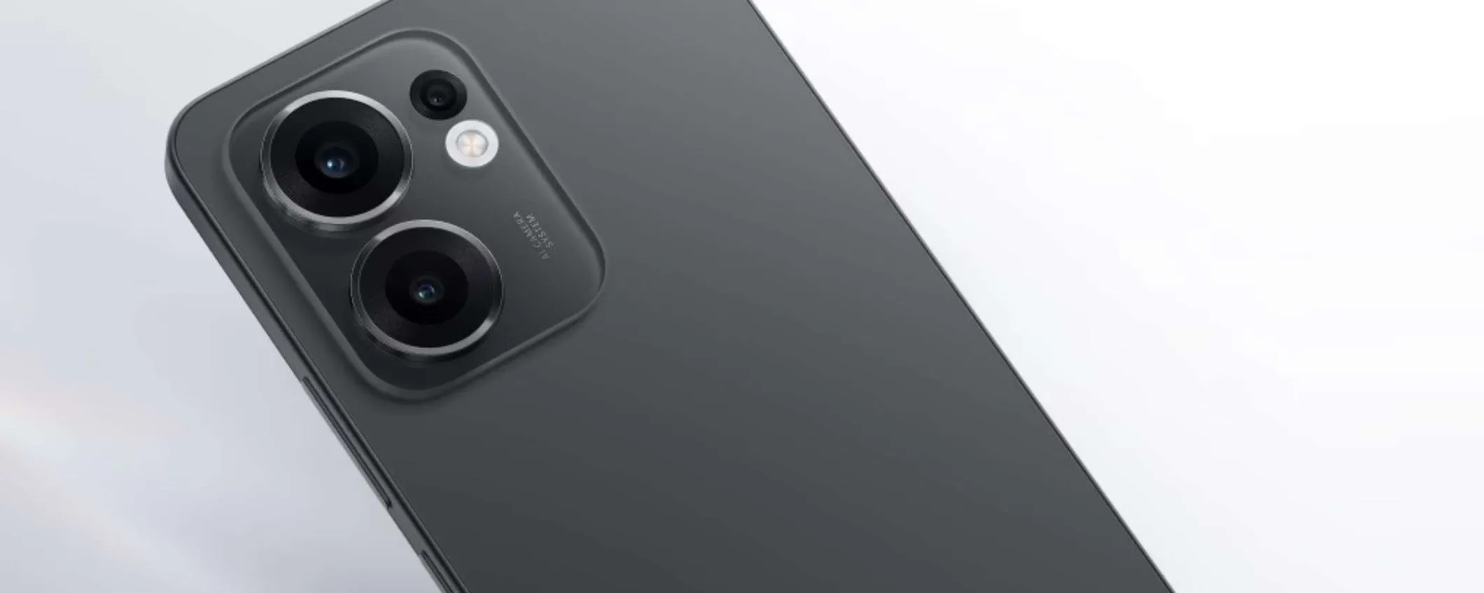 OPPO Reno13 FS 5G con TANTA AI e 12 GB di RAM al 37% in MENO su eBay