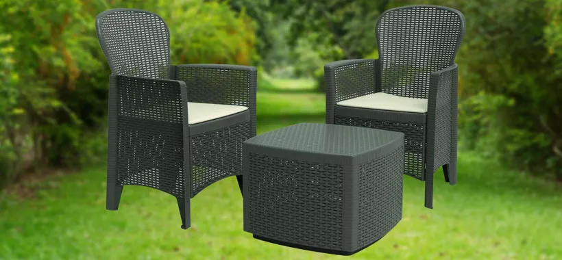 Set poltrone e tavolino da giardino a 90€: prezzo BOMBA Amazon per l'estate