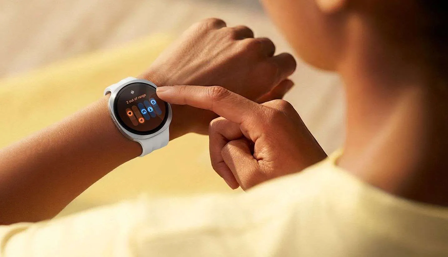 Ventilatori e ghiaccio: le soluzioni degli utenti per velocizzare la ricarica di Galaxy Watch 9
