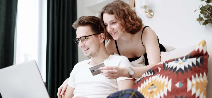 Apri il conto online Credem Link entro il 31 maggio 2025 per ricevere un Buono Regalo Amazon da 100€