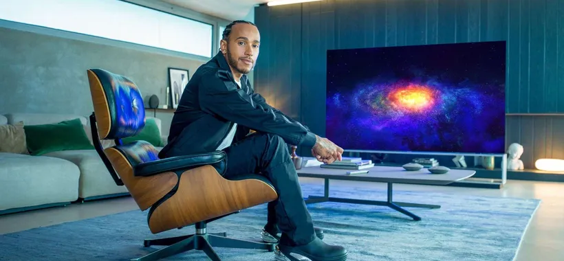 LG Signature: Lewis Hamilton è il nuovo volto