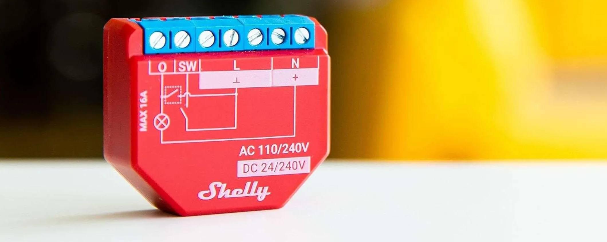 Shelly Plus 1PM: l'interruttore relè smart WiFi è in OFFERTA su Amazon (-24%)