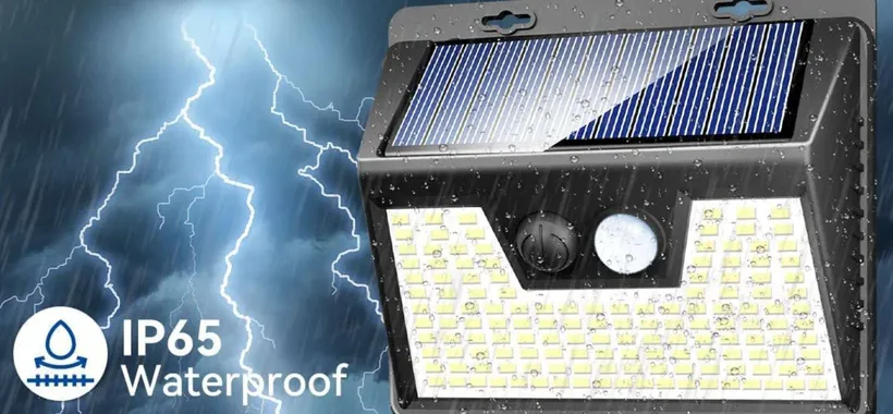 Sorprendente faro solare a 5€: tanta luce tutta GRATIS, promo scorta Amazon