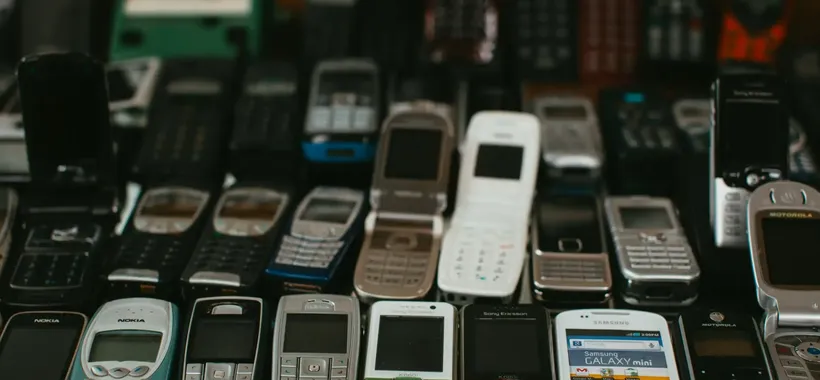 Da rifiuto elettronico a mini data center: la nuova vita dei vecchi smartphone