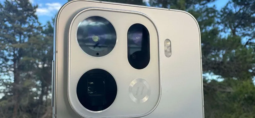 OPPO Find X9 Pro, la recensione: uno smartphone difficile da definire, è super in tutto