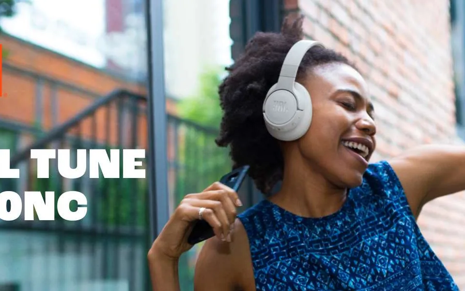JBL Tune 770NC in offerta: bassi potenti e autonomia estrema
