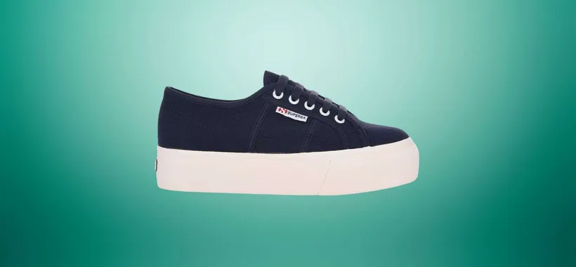 Sneaker Superga, prezzo da outlet: con il coupon sconto sono (quasi) regalate