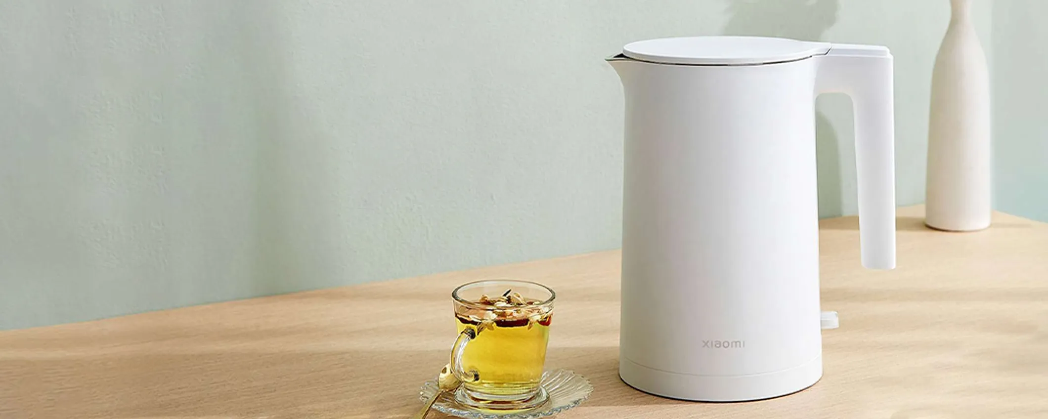 Perfetto per tè e tisane: l'elegante bollitore Xiaomi al 50% di sconto su eBay