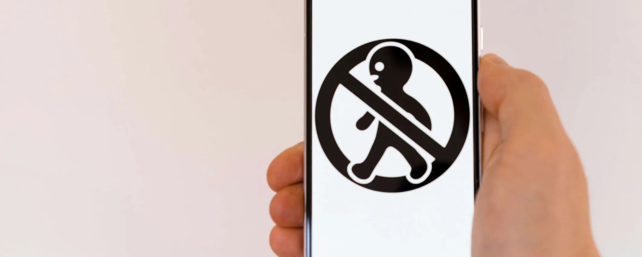 WhatsApp, il trucco che può svelare un blocco in chat