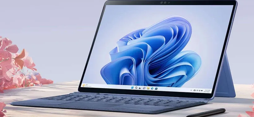 Surface Pro 9 al MINIMO STORICO su Amazon: ora è un VERO AFFARE (-32%)